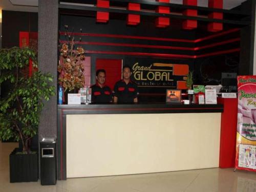 Imagen general del Hotel Grand Global, Palangka. Foto 6