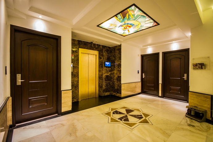 Imagen de los interiores del Hotel Grand Godwin. Foto 15