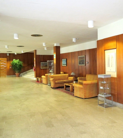 Imagen de los interiores del Hotel Grand Golf. Foto 14