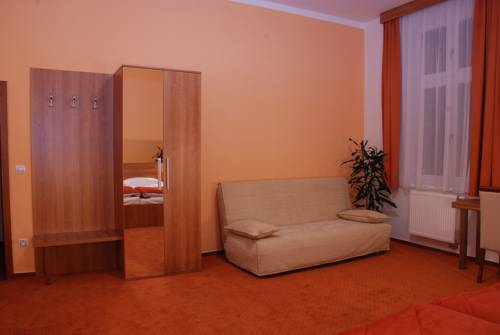 Imagen de la habitación del Hotel Grand, HRADEC KRALOVE CIUDAD. Foto 8