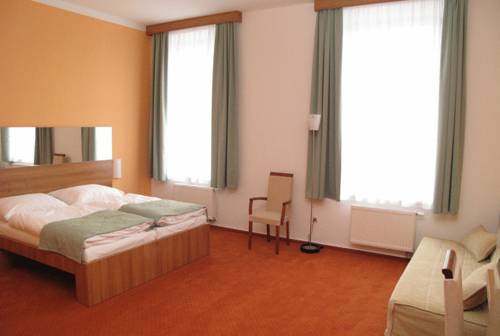 Imagen de la habitación del Hotel Grand, HRADEC KRALOVE CIUDAD. Foto 14