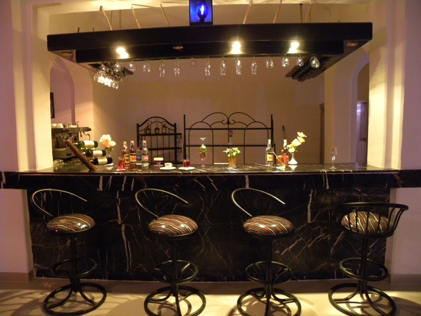 Imagen del bar/restaurante del Hotel Grand Halomy Resort. Foto 5