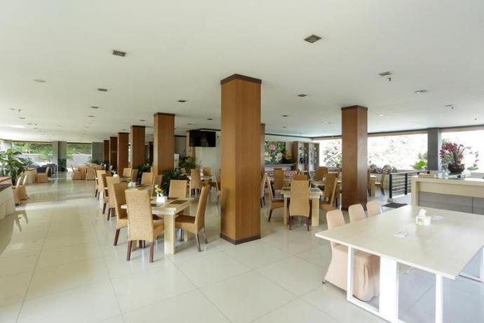 Imagen de los interiores del Hotel Grand Hani Hotel. Foto 5