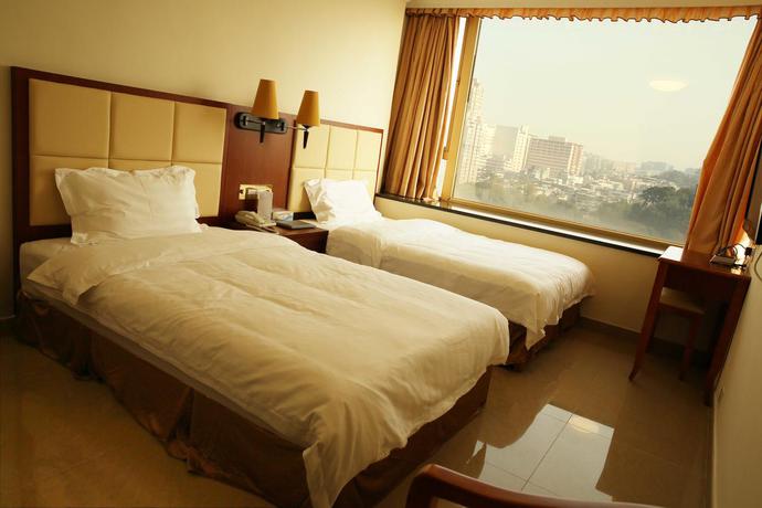 Imagen general del Hotel Grand Harbour. Foto 6