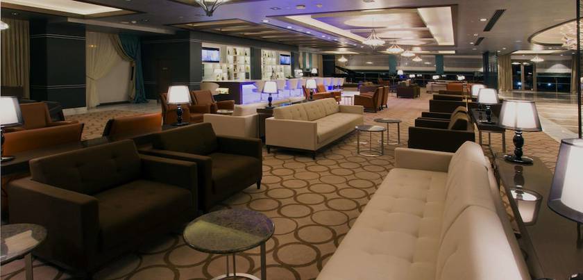 Imagen de los interiores del Hotel Grand Harilton. Foto 19