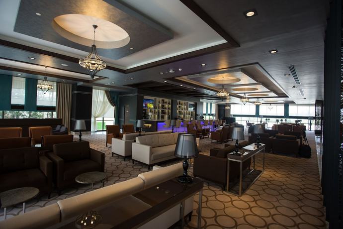 Imagen del bar/restaurante del Hotel Grand Harilton. Foto 4