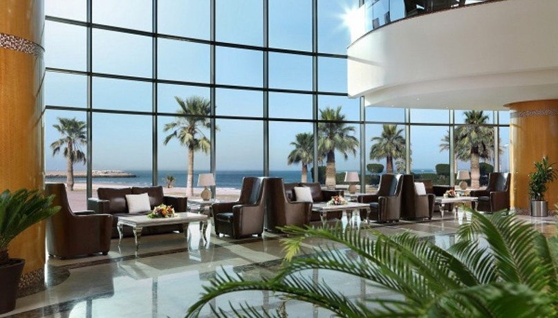 Imagen del bar/restaurante del Hotel Grand, Hawalli. Foto 2