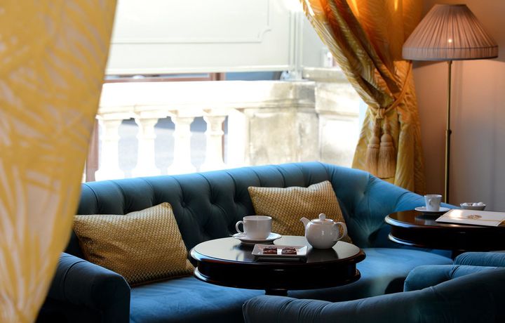 Imagen de los interiores del Hotel Grand Henri. Foto 14