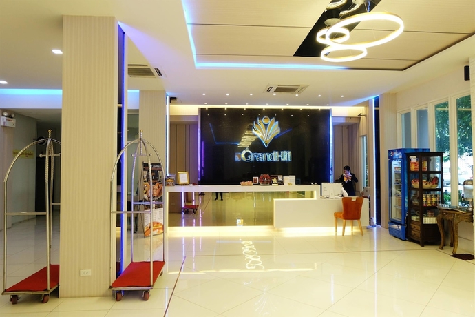 Imagen de los interiores del Hotel Grand Hill Resort and Spa. Foto 13