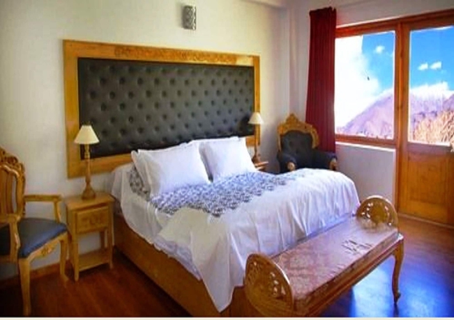 Imagen de la habitación del Hotel Grand Himalaya. Foto 5