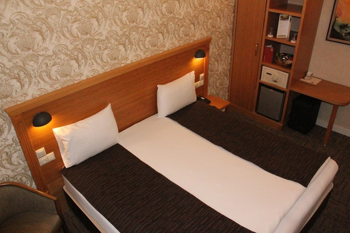 Imagen de la habitación del Hotel Grand Hitit. Foto 8