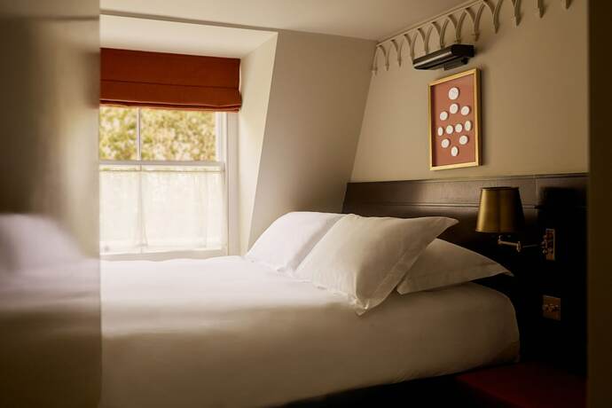 Imagen de la habitación del Hotel Grand H&ocirc;tel Bellevue, Londres. Foto 15