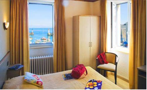 Imagen de la habitación del Hotel Grand H&ocirc;tel De Bretagne. Foto 4