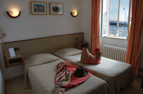 Imagen de la habitación del Hotel Grand H&ocirc;tel De Bretagne. Foto 6