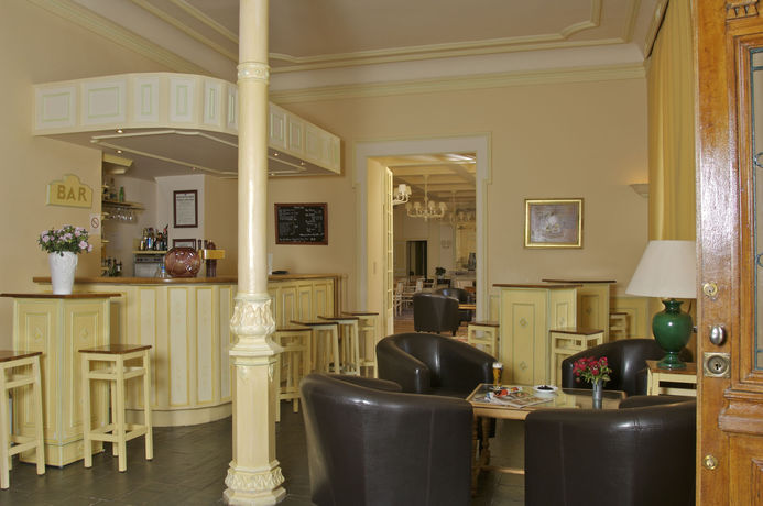Imagen de la habitación del Hotel Grand H&ocirc;tel Des Bains. Foto 4