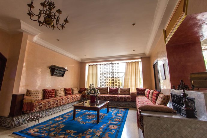 Imagen de los interiores del Hotel Grand H&ocirc;tel, Fez. Foto 12