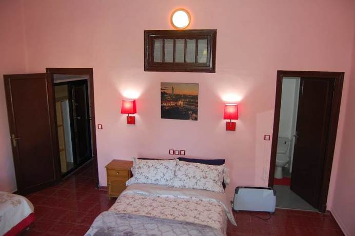 Imagen de la habitación del Hotel Grand H&ocirc;tel, Fez. Foto 3