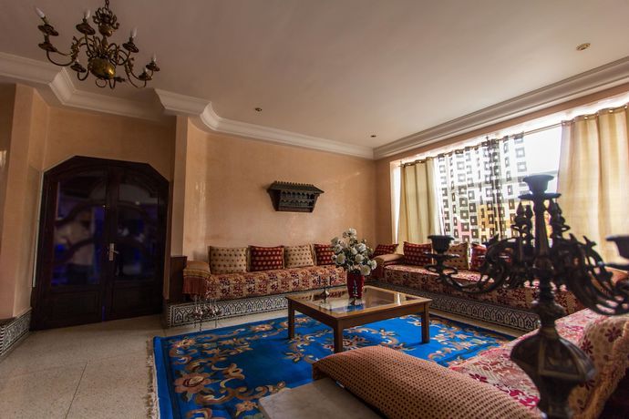 Imagen de los interiores del Hotel Grand H&ocirc;tel, Fez. Foto 13