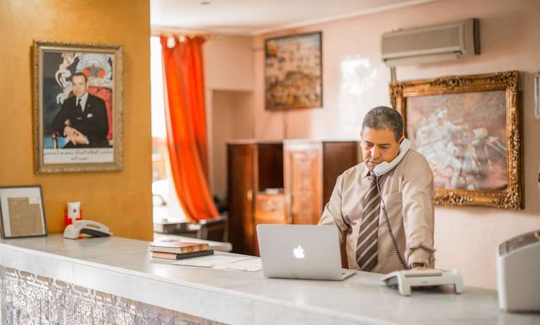 Imagen de los interiores del Hotel Grand H&ocirc;tel, Fez. Foto 20