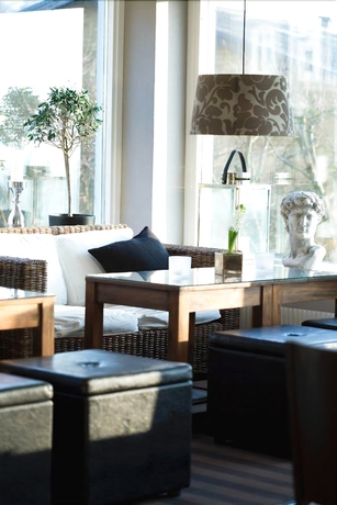 Imagen de los interiores del Hotel Grand H&ocirc;tel M&ouml;lle. Foto 18