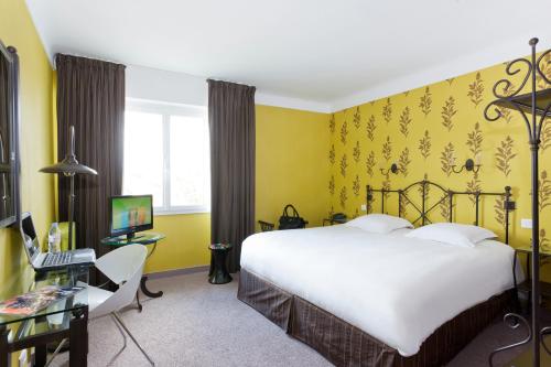 Imagen general del Hotel Grand H&ocirc;tel Niort Centre. Foto 3