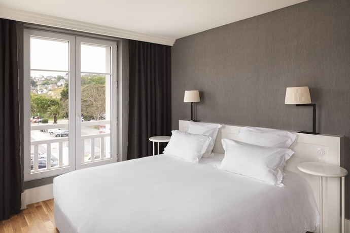 Imagen de la habitación del Hotel Grand Hôtel Perros-Guirec. Foto 3
