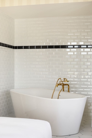 Imagen de la habitación del Hotel Grand Hôtel Perros-Guirec. Foto 13