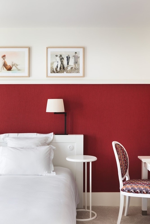 Imagen de la habitación del Hotel Grand Hôtel Perros-Guirec. Foto 15