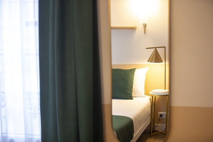 Imagen de la habitación del Hotel Grand H&ocirc;tel Saint-Aignan. Foto 2