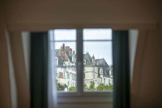 Imagen de la habitación del Hotel Grand H&ocirc;tel Saint-Aignan. Foto 10