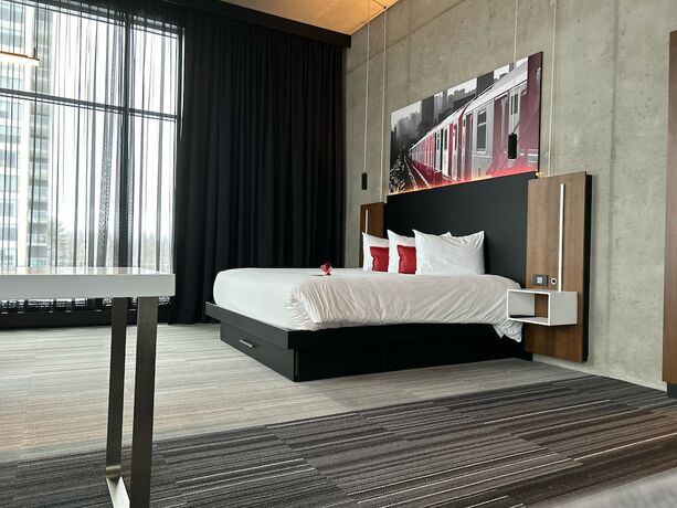 Imagen general del Hotel Grand H&ocirc;tel Times Blainville - Mirabel. Foto 11