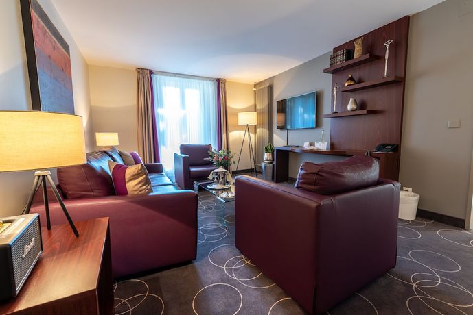 Imagen de la habitación del Hotel Grand H&ocirc;tel des Bains de Lavey. Foto 6