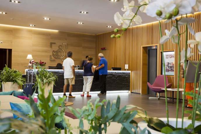 Imagen de los interiores del Hotel Grand H&ocirc;tel des Bains de Lavey. Foto 19
