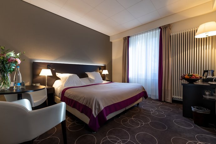 Imagen de la habitación del Hotel Grand H&ocirc;tel des Bains de Lavey. Foto 10