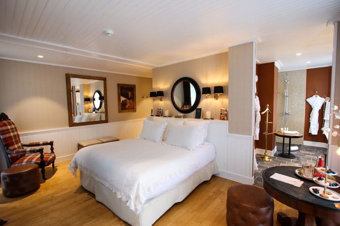 Imagen de la habitación del Hotel Grand Hôtel du Soleil d\'Or. Foto 18
