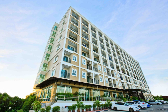 Imagen de los exteriores del Hotel Grand Holiday Residence. Foto 10