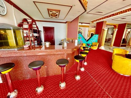 Imagen general del Hotel Grand Hotel AVCI. Foto 17