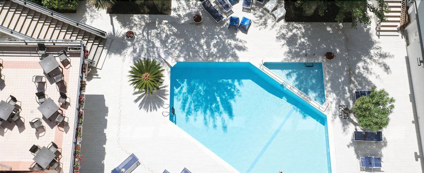 Imagen de la piscina del Hotel Grand Hotel Adriatico. Foto 20