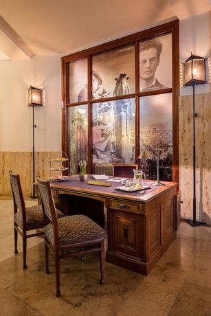 Imagen del bar/restaurante del Hotel Grand Hotel Amrâth Amsterdam. Foto 2