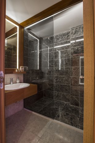 Imagen de la habitación del Hotel Grand Hotel Azmakhan Spa and Wellness. Foto 10