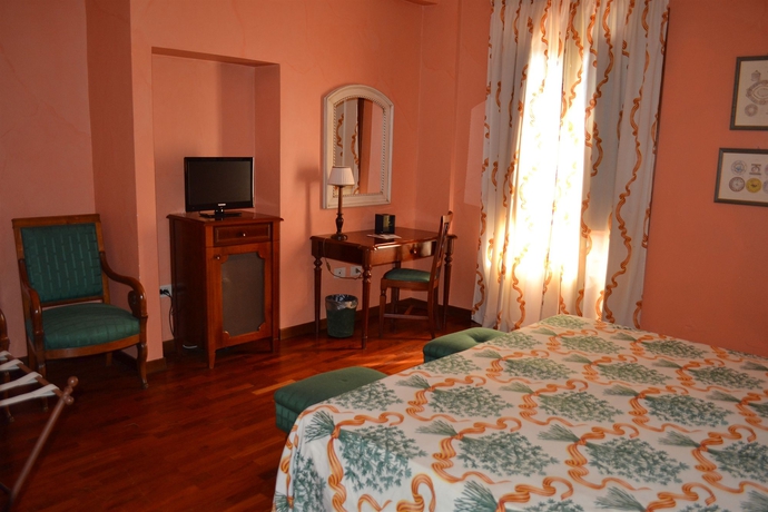 Imagen de la habitación del Hotel Grand Hotel Bonaccorsi. Foto 6