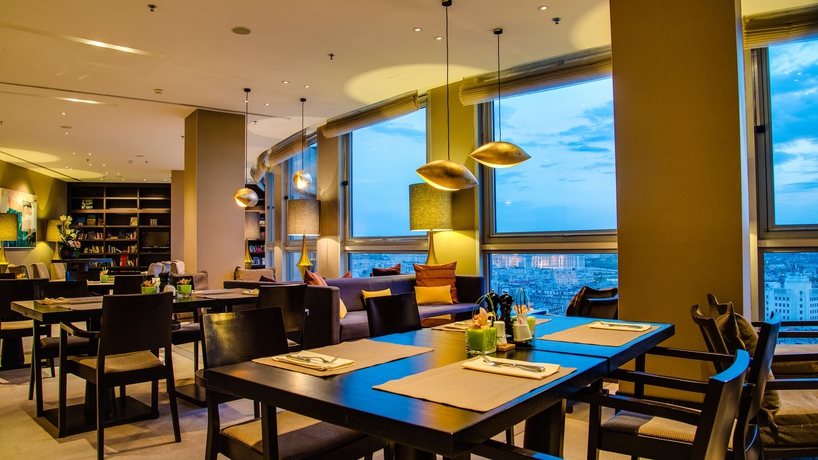 Imagen del bar/restaurante del Hotel Grand Hotel Bucharest. Foto 3