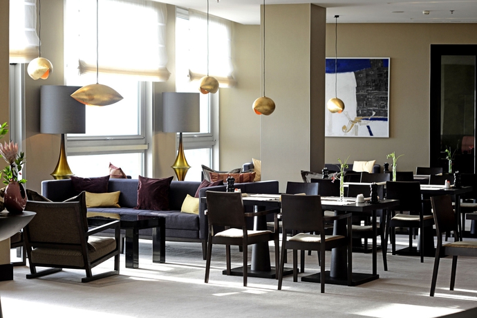 Imagen del bar/restaurante del Hotel Grand Hotel Bucharest. Foto 9