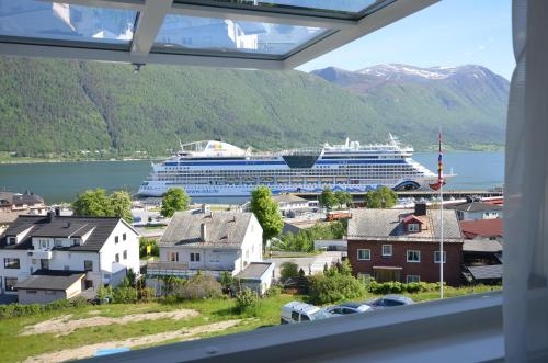 Imagen de la habitación del Hotel Grand Hotel - By Classic Norway Hotels. Foto 8