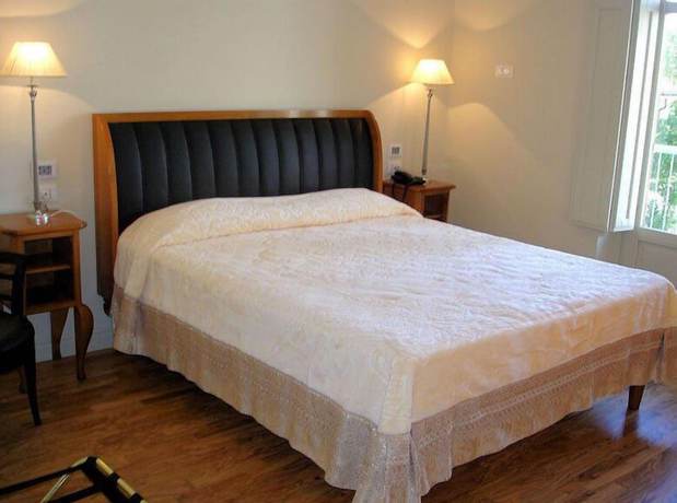 Imagen de la habitación del Hotel Grand Hotel Certosa. Foto 5
