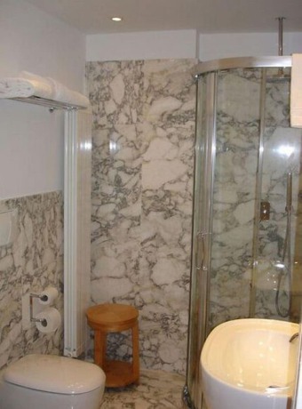 Imagen de la habitación del Hotel Grand Hotel Certosa. Foto 7