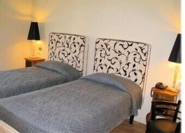 Imagen de la habitación del Hotel Grand Hotel Certosa. Foto 19