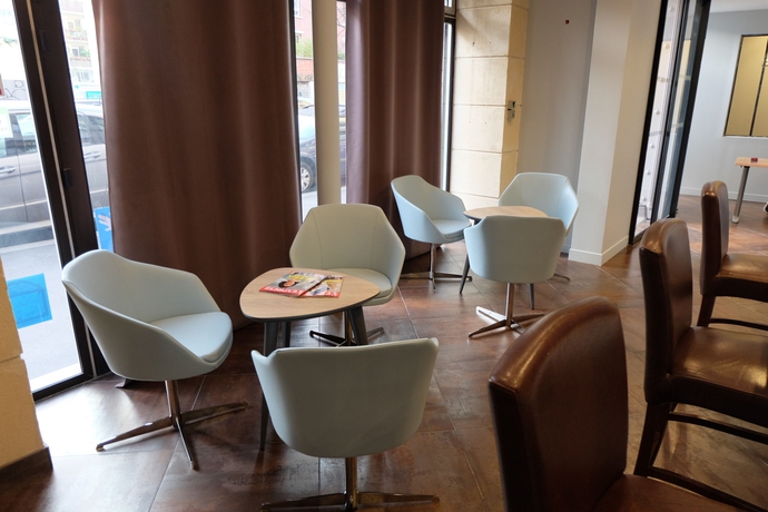 Imagen de los interiores del Hotel Grand Hotel Clichy. Foto 13