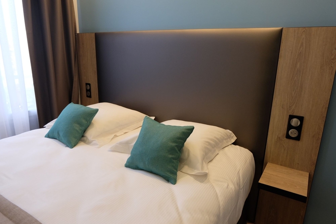 Imagen de la habitación del Hotel Grand Hotel Clichy. Foto 9