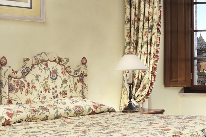 Imagen de la habitación del Hotel Grand Hotel Continental Siena – Starhotels Collezione. Foto 7